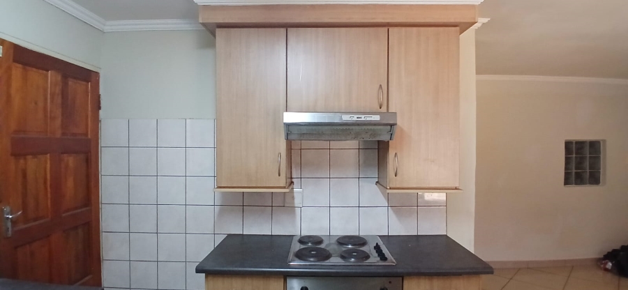 To Let 3 Bedroom Property for Rent in Heuweloord Gauteng