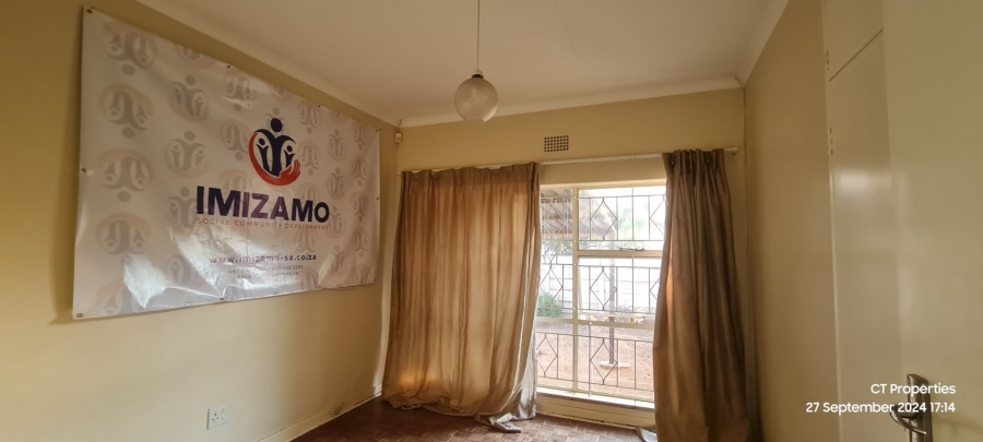 5 Bedroom Property for Sale in Symhurst Gauteng