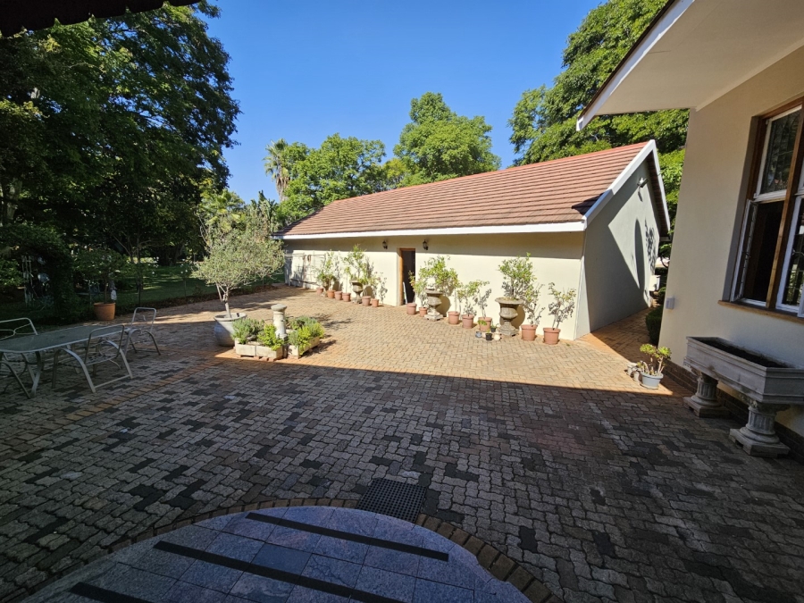 7 Bedroom Property for Sale in Wonderboom AH Gauteng