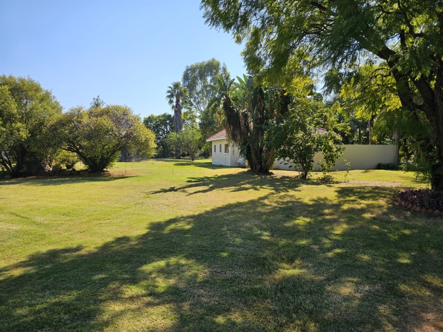 7 Bedroom Property for Sale in Wonderboom AH Gauteng