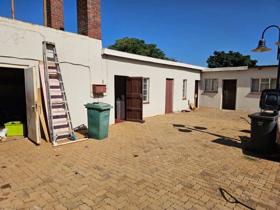 7 Bedroom Property for Sale in Wonderboom AH Gauteng