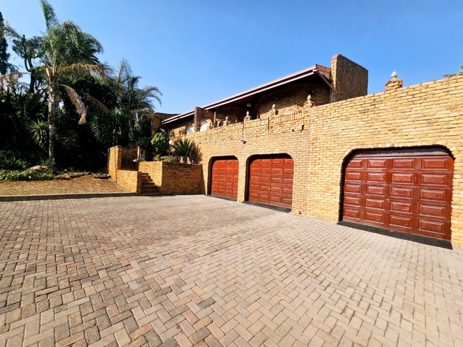 4 Bedroom Property for Sale in Erasmia Gauteng