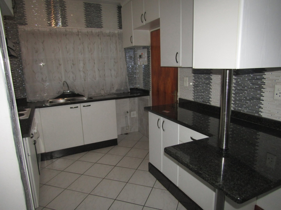 To Let 2 Bedroom Property for Rent in Winchester Hills Gauteng