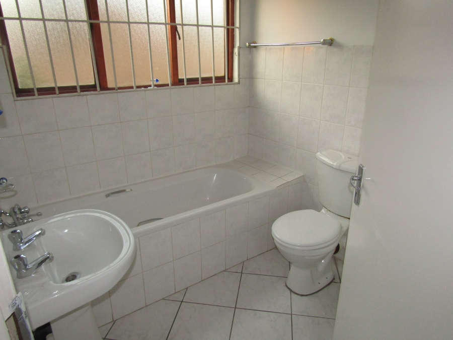 To Let 2 Bedroom Property for Rent in Winchester Hills Gauteng