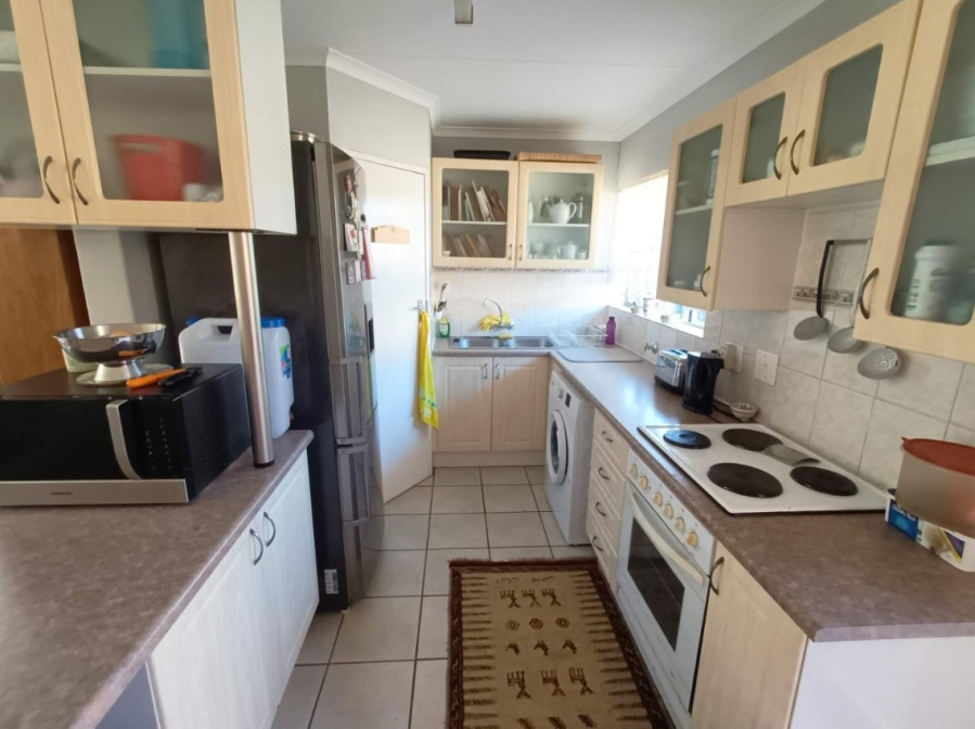 To Let 2 Bedroom Property for Rent in Clubview Gauteng