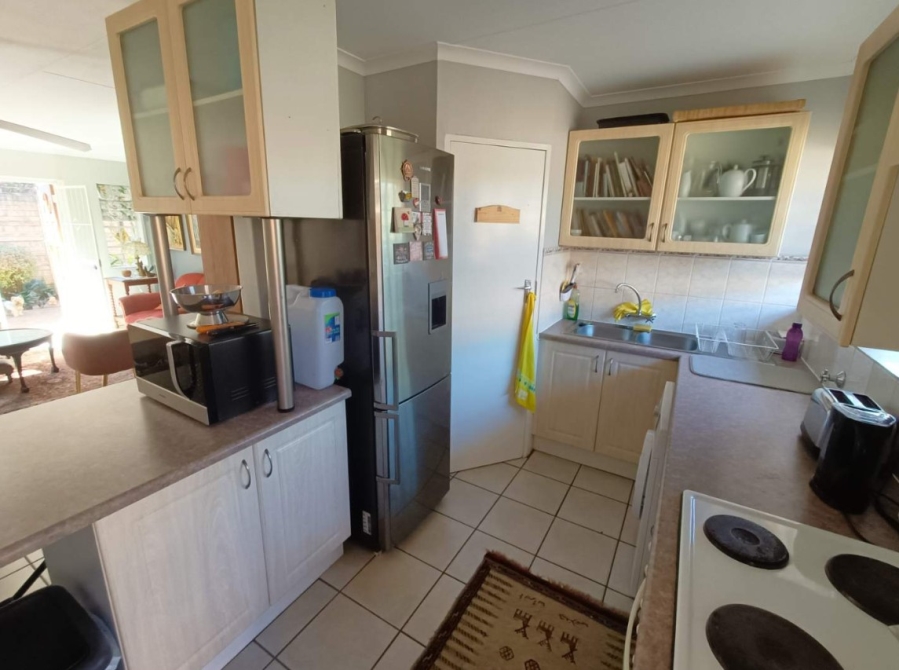 To Let 2 Bedroom Property for Rent in Clubview Gauteng