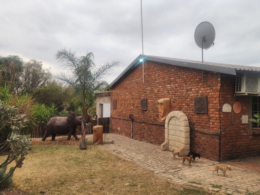 3 Bedroom Property for Sale in Wonderboom AH Gauteng