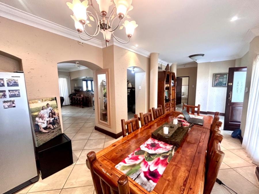 6 Bedroom Property for Sale in Faerie Glen Gauteng