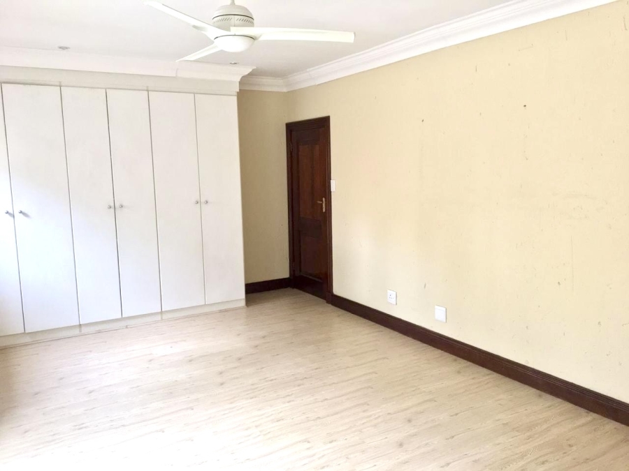 6 Bedroom Property for Sale in Faerie Glen Gauteng