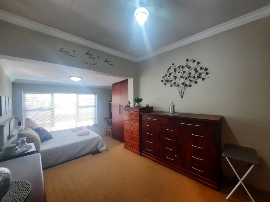 3 Bedroom Property for Sale in Rant En Dal Gauteng