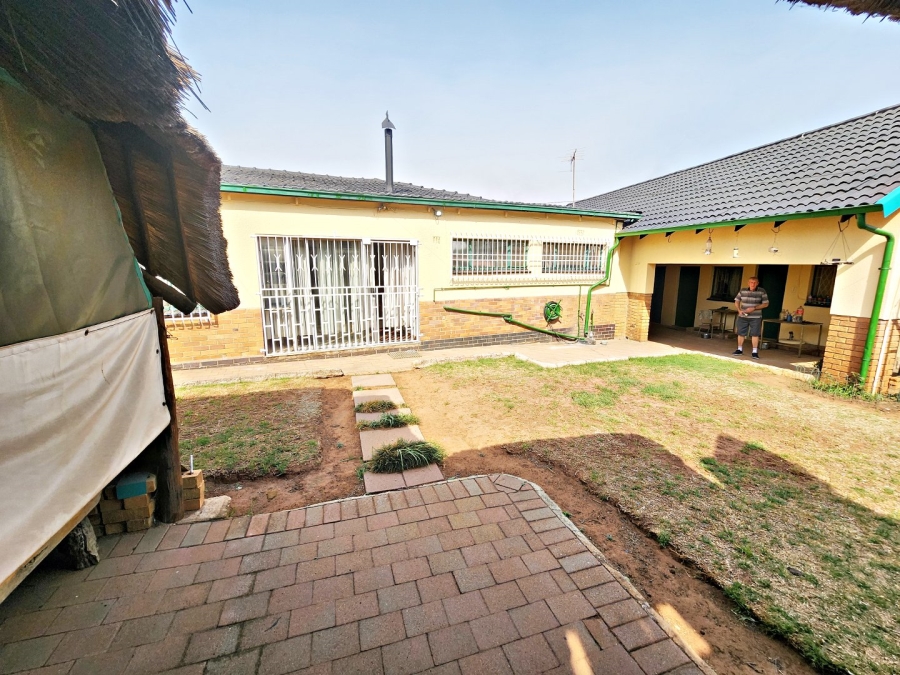 4 Bedroom Property for Sale in Primrose Gauteng