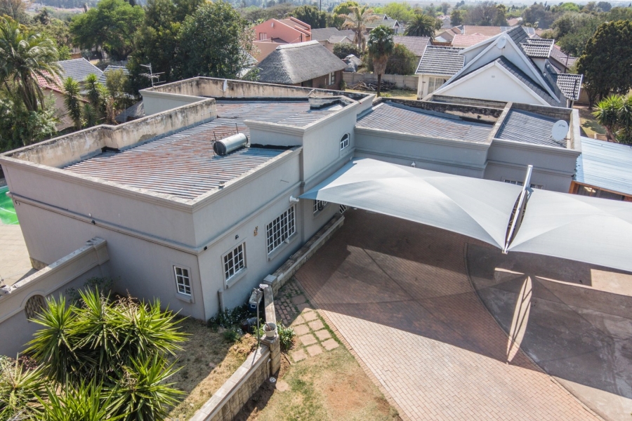 3 Bedroom Property for Sale in Brackendowns Gauteng