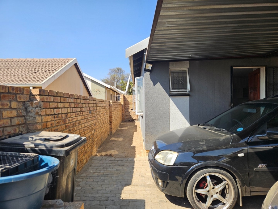 3 Bedroom Property for Sale in Zandspruit Gauteng