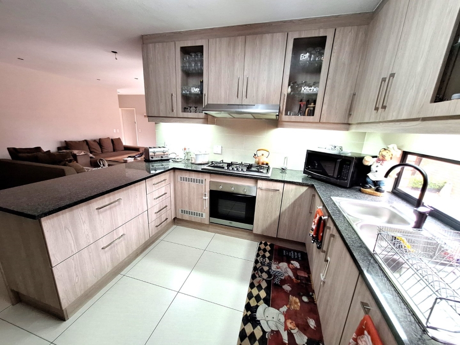 3 Bedroom Property for Sale in Brackenhurst Gauteng