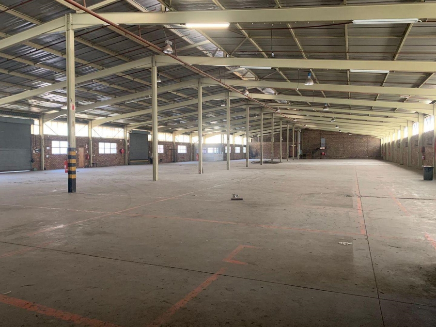 To Let commercial Property for Rent in Eastgate Gauteng