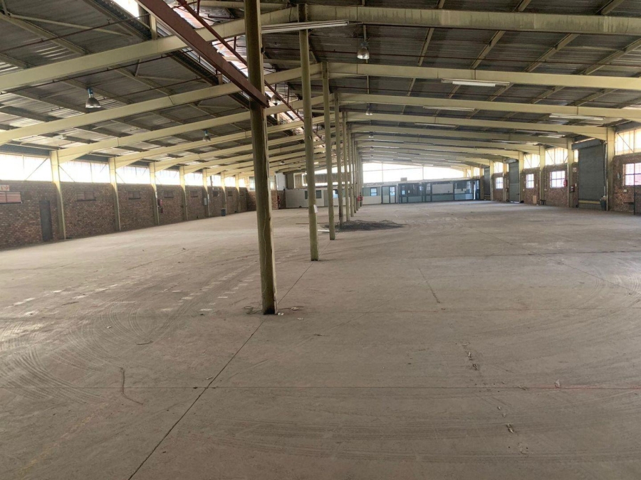 To Let commercial Property for Rent in Eastgate Gauteng