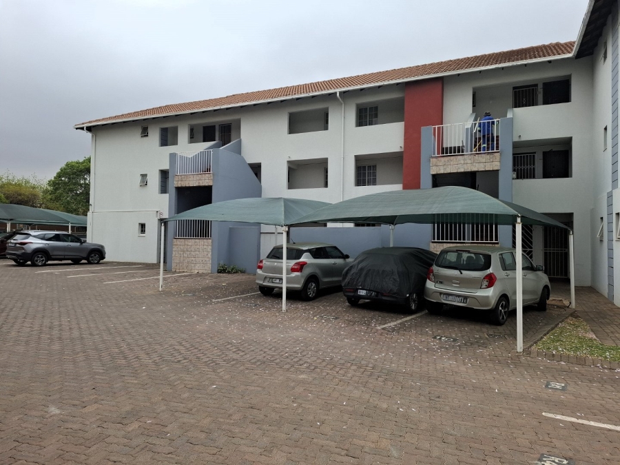 To Let 2 Bedroom Property for Rent in Groenkloof Gauteng