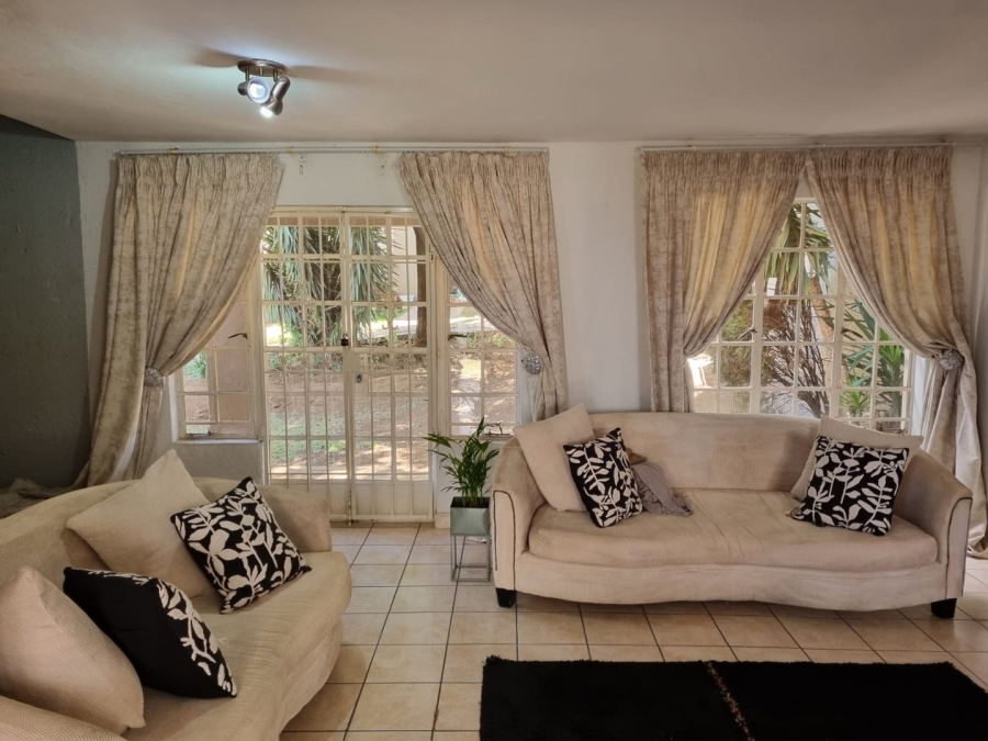 3 Bedroom Property for Sale in Bassonia Rock Gauteng