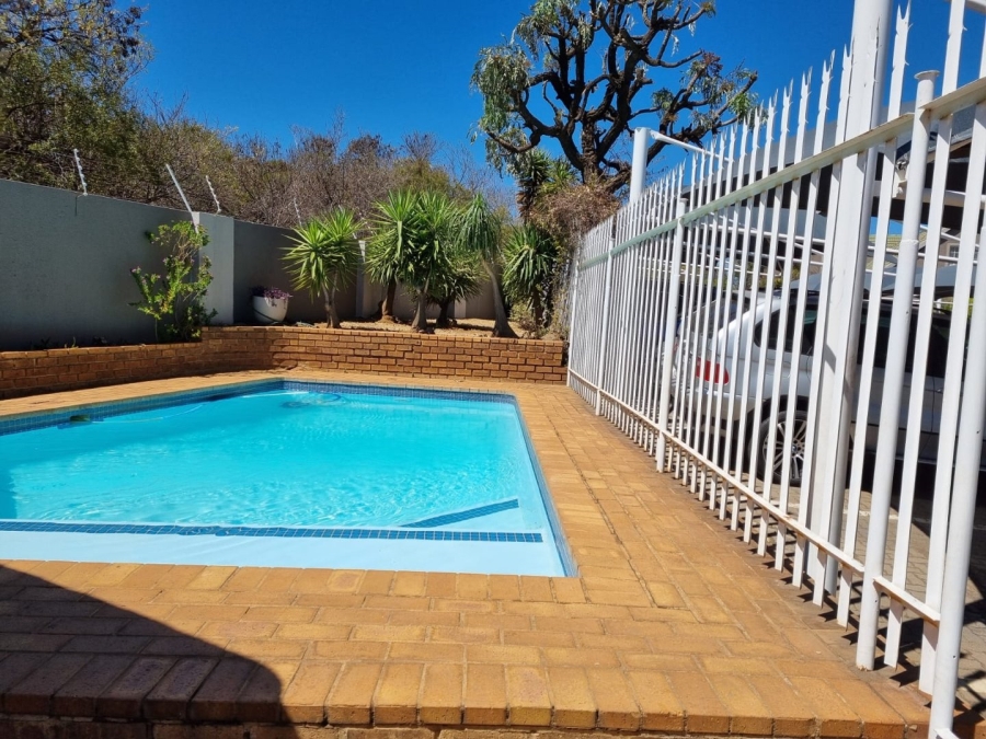 3 Bedroom Property for Sale in Bassonia Rock Gauteng