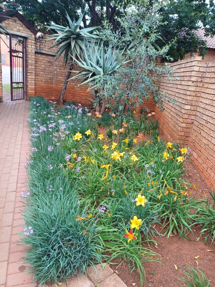 2 Bedroom Property for Sale in Boardwalk Gauteng