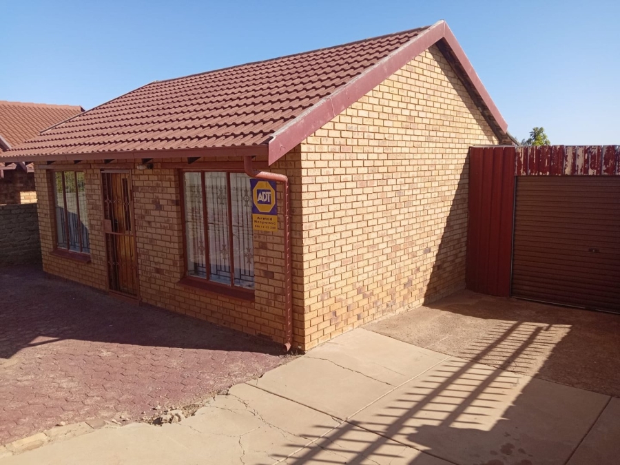 2 Bedroom Property for Sale in Soshanguve WW Gauteng