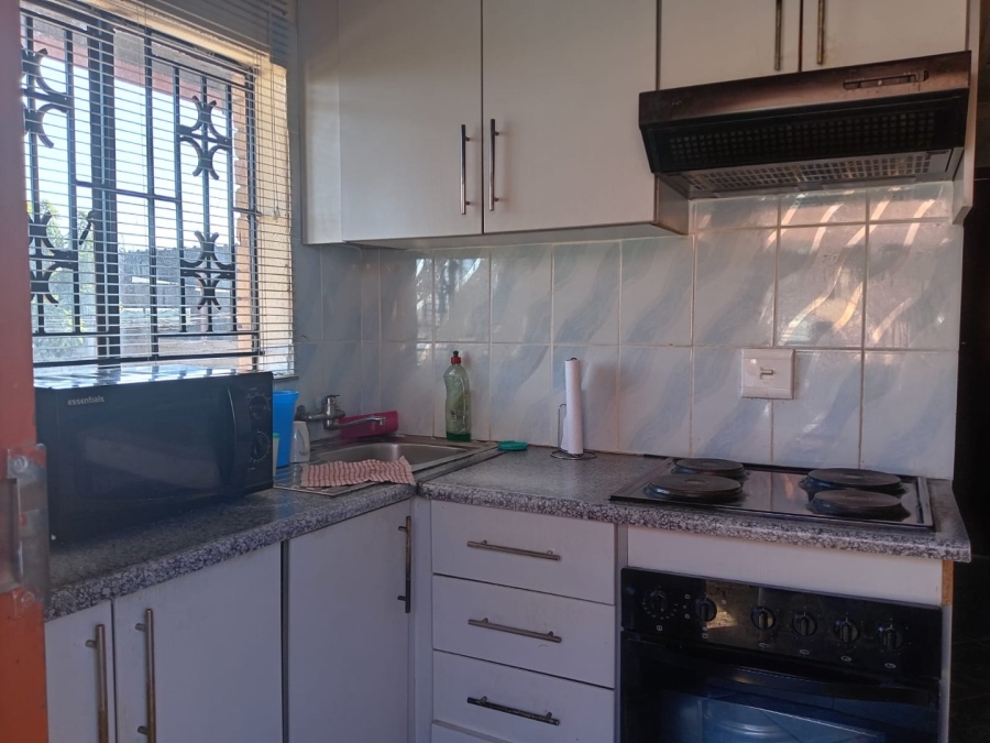 2 Bedroom Property for Sale in Soshanguve WW Gauteng