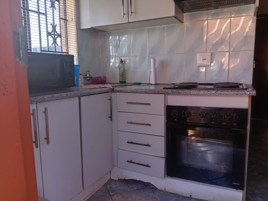 2 Bedroom Property for Sale in Soshanguve WW Gauteng