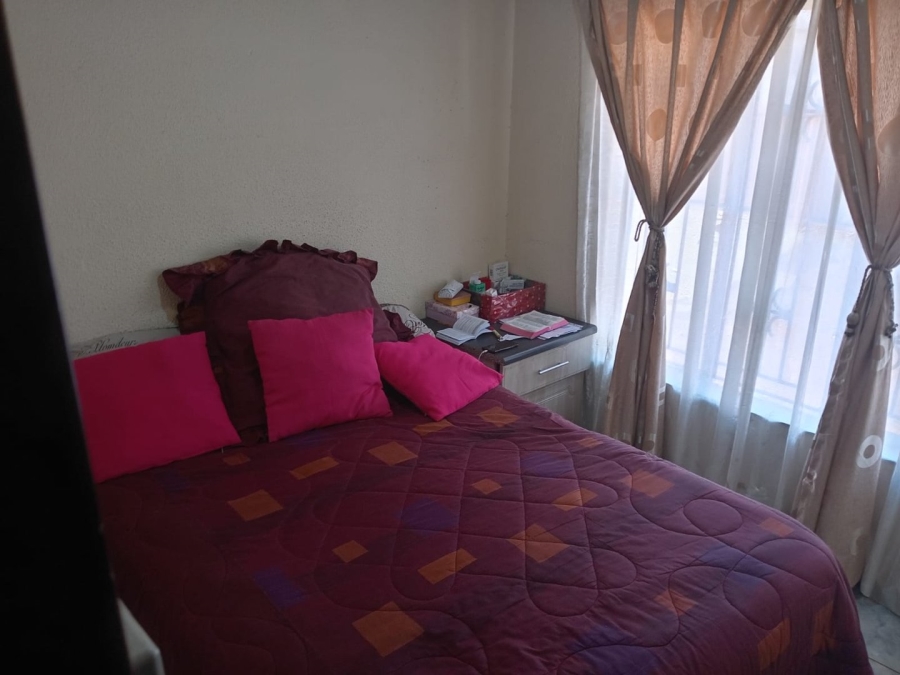 2 Bedroom Property for Sale in Soshanguve WW Gauteng