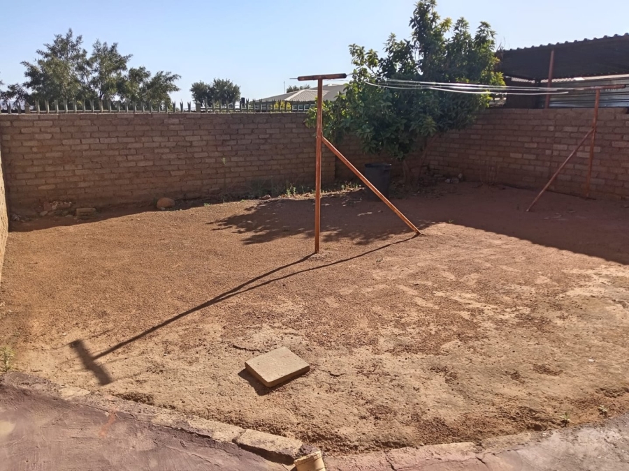 2 Bedroom Property for Sale in Soshanguve WW Gauteng