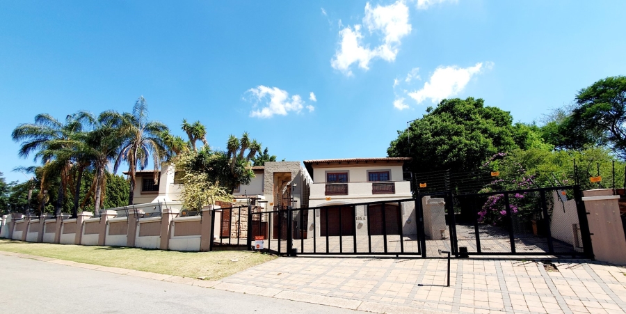 5 Bedroom Property for Sale in Waterkloof Park Gauteng