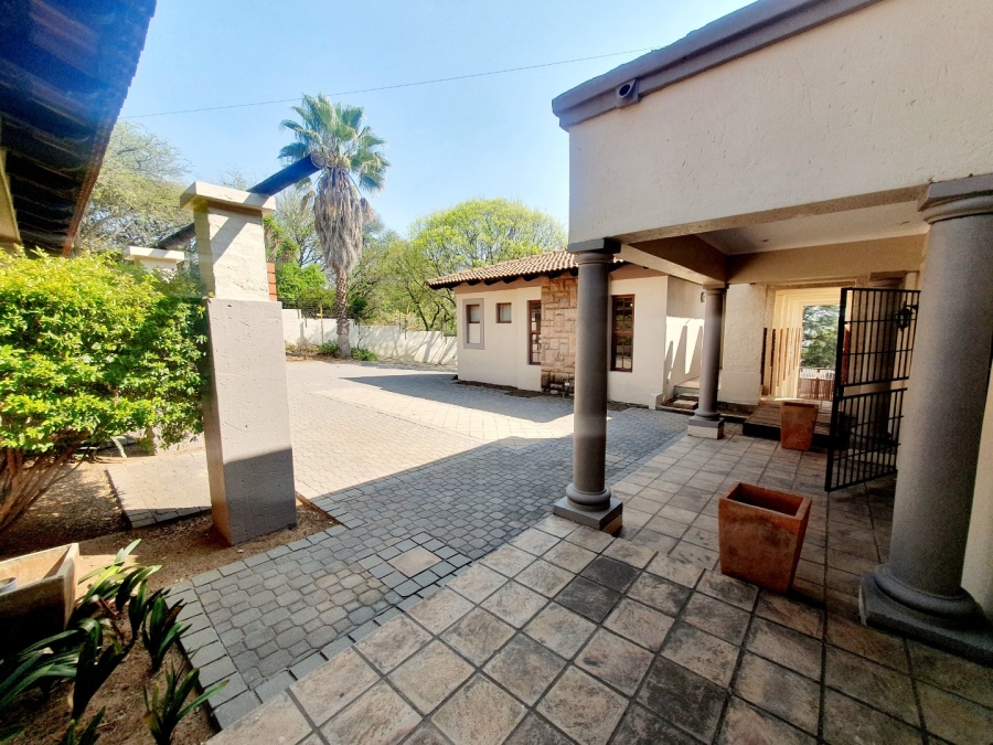 5 Bedroom Property for Sale in Waterkloof Park Gauteng