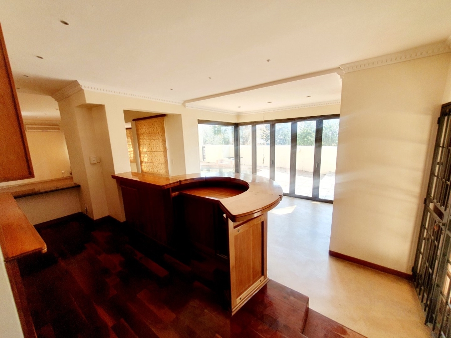 5 Bedroom Property for Sale in Waterkloof Park Gauteng