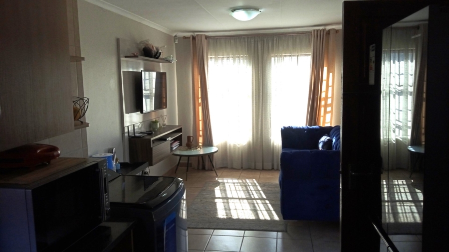 3 Bedroom Property for Sale in Olievenhoutbosch Gauteng