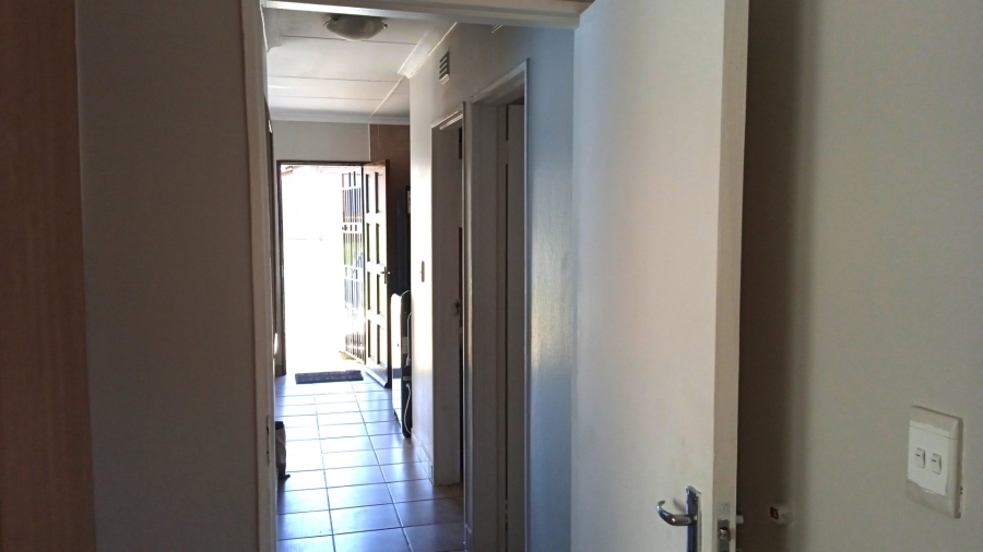 3 Bedroom Property for Sale in Olievenhoutbosch Gauteng