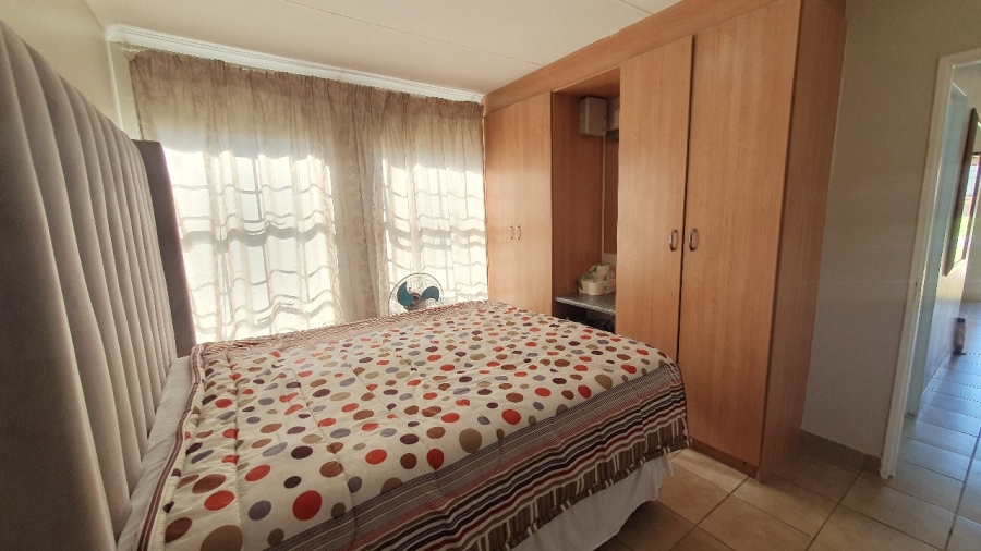 3 Bedroom Property for Sale in Olievenhoutbosch Gauteng