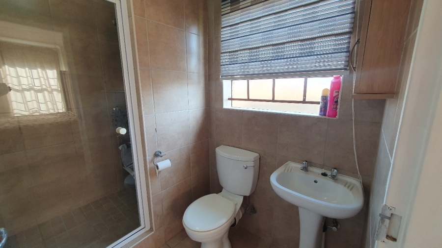 3 Bedroom Property for Sale in Olievenhoutbosch Gauteng