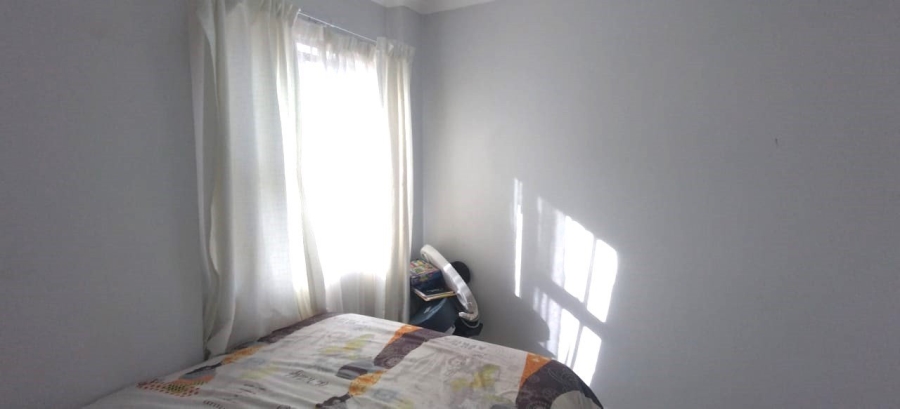 2 Bedroom Property for Sale in Die Hoewes Gauteng