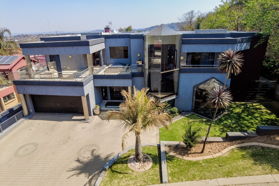 6 Bedroom Property for Sale in Bassonia Estate Gauteng