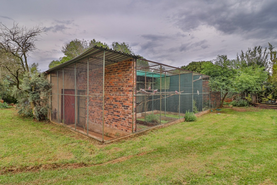 3 Bedroom Property for Sale in Hartzenbergfontein Gauteng