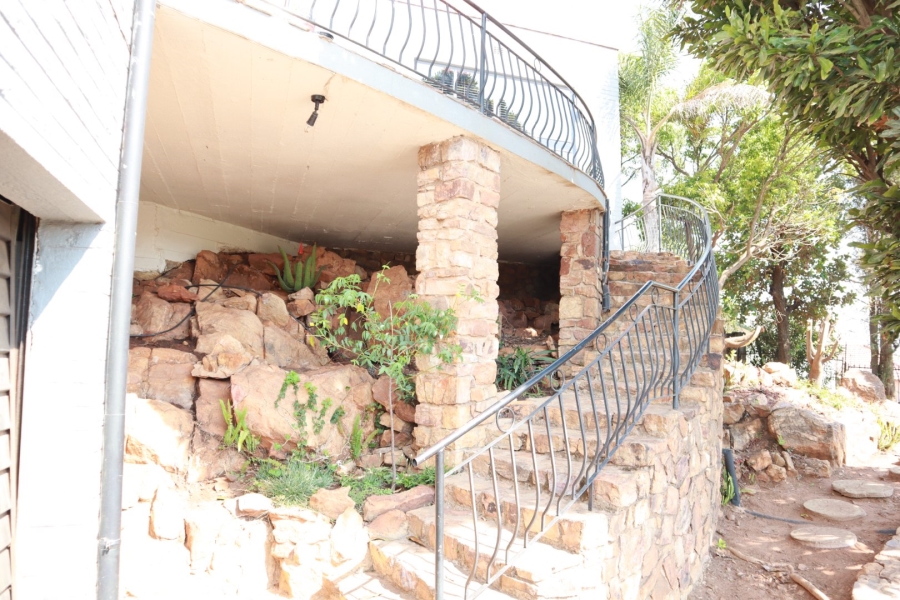 4 Bedroom Property for Sale in Lindhaven Gauteng