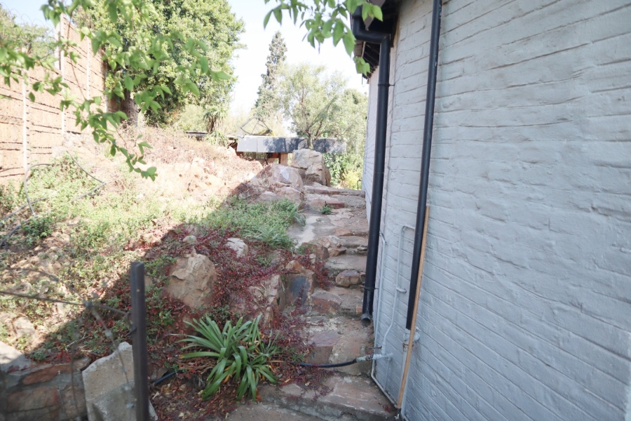 4 Bedroom Property for Sale in Lindhaven Gauteng