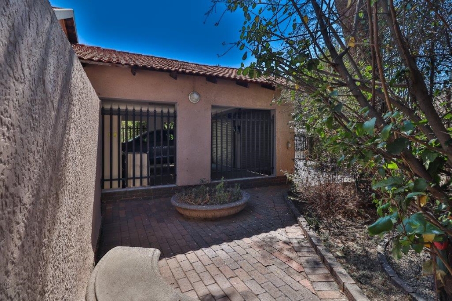 3 Bedroom Property for Sale in Croydon Gauteng