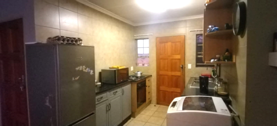 3 Bedroom Property for Sale in Olievenhoutbosch Gauteng