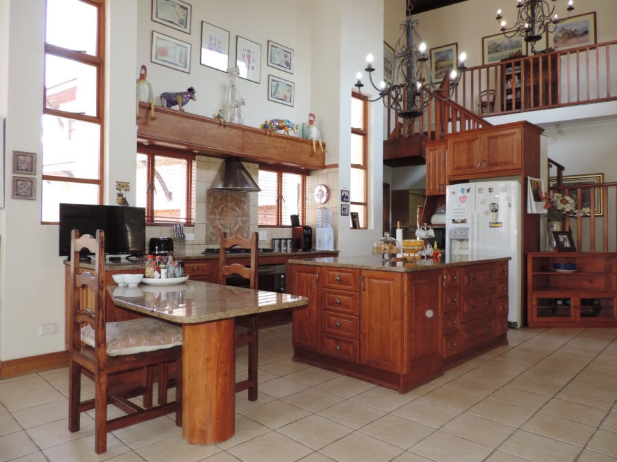 4 Bedroom Property for Sale in Silver Lakes Golf Estate Gauteng