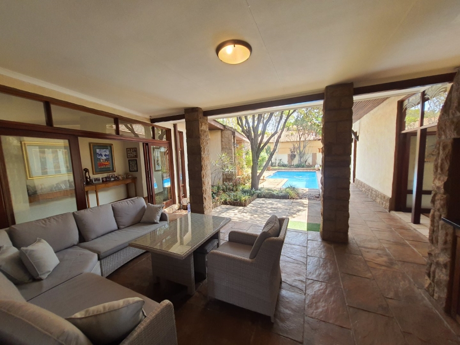 4 Bedroom Property for Sale in Silver Lakes Golf Estate Gauteng