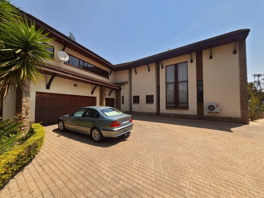 4 Bedroom Property for Sale in Silver Lakes Golf Estate Gauteng