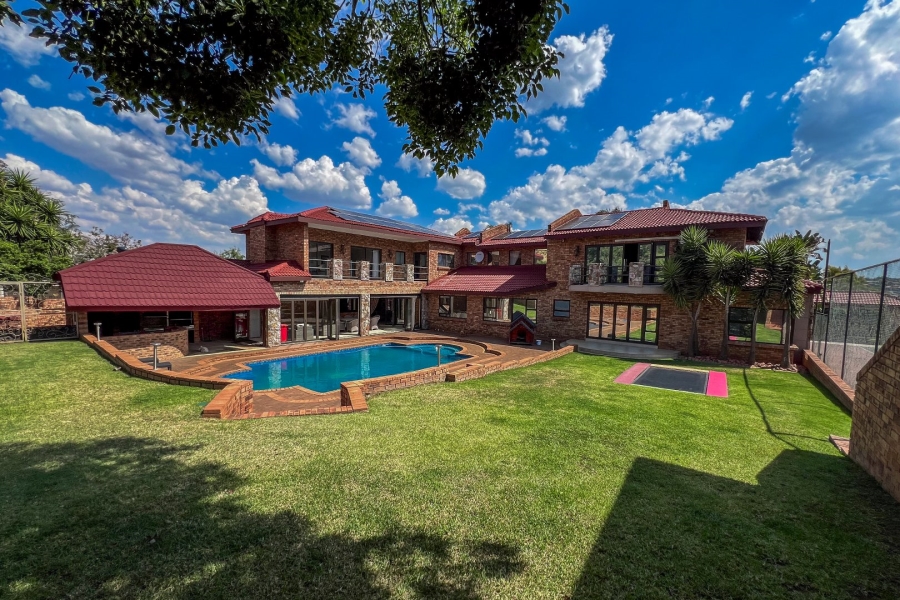 6 Bedroom Property for Sale in Meyersdal Gauteng