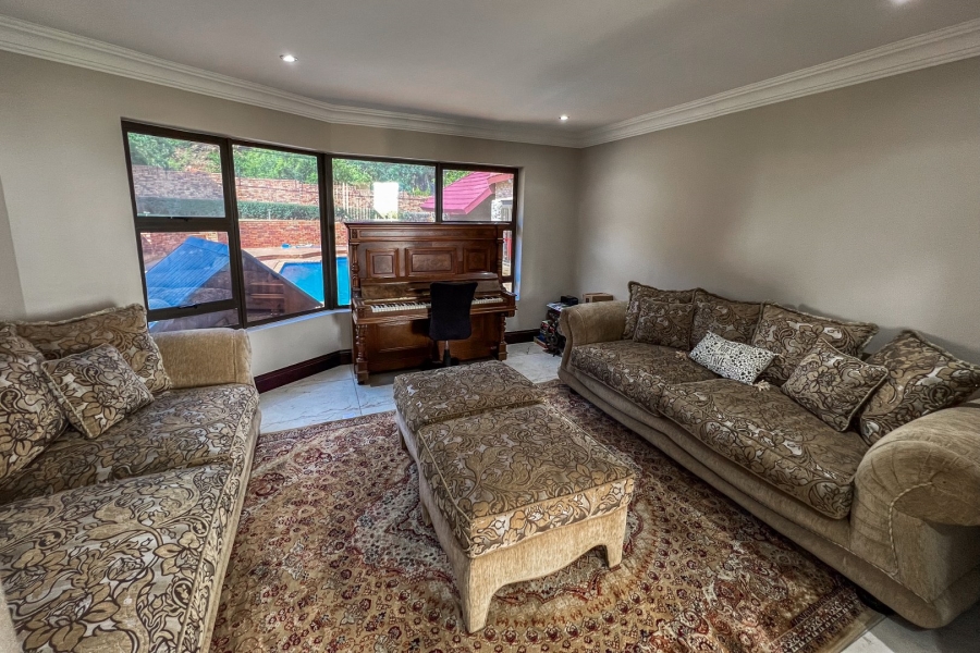 6 Bedroom Property for Sale in Meyersdal Gauteng