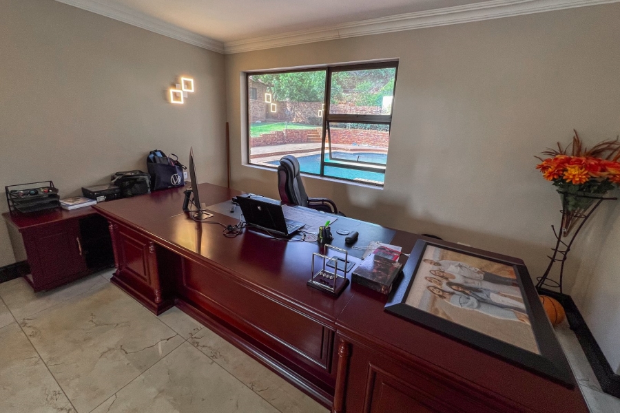 6 Bedroom Property for Sale in Meyersdal Gauteng