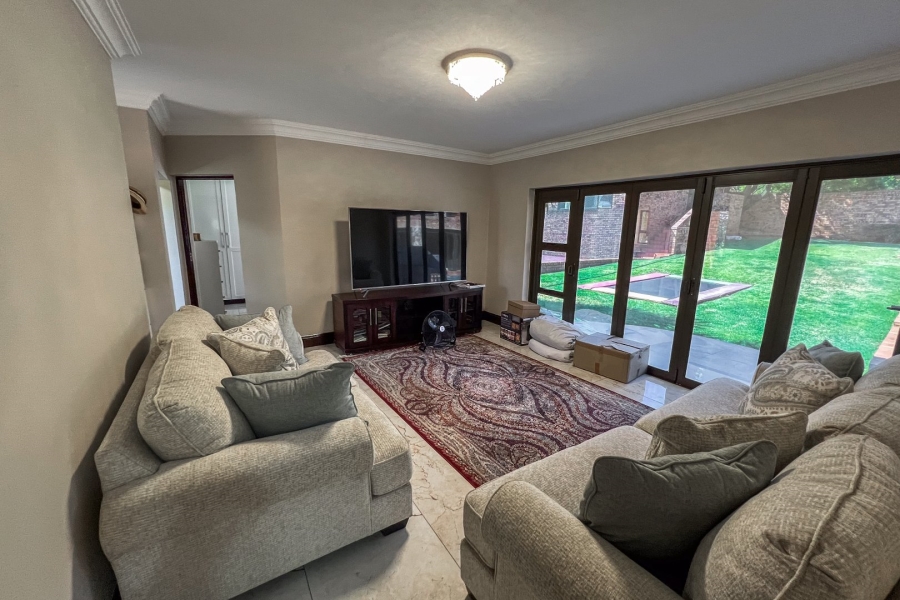 6 Bedroom Property for Sale in Meyersdal Gauteng